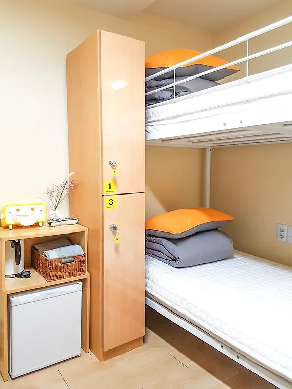 Gilbert Guesthouse 서울특별시 2*,